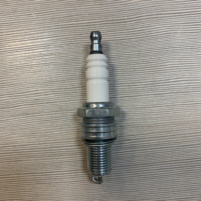 Свеча для косилки Craftsman Свеча для косилки Craftsman